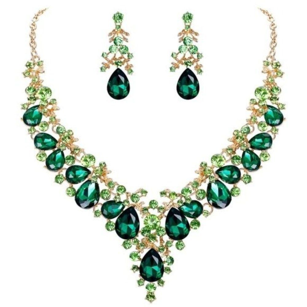 Yellow Gold Emerald & Peridot Austrian Crystal Floral Necklace and Earrings Set
